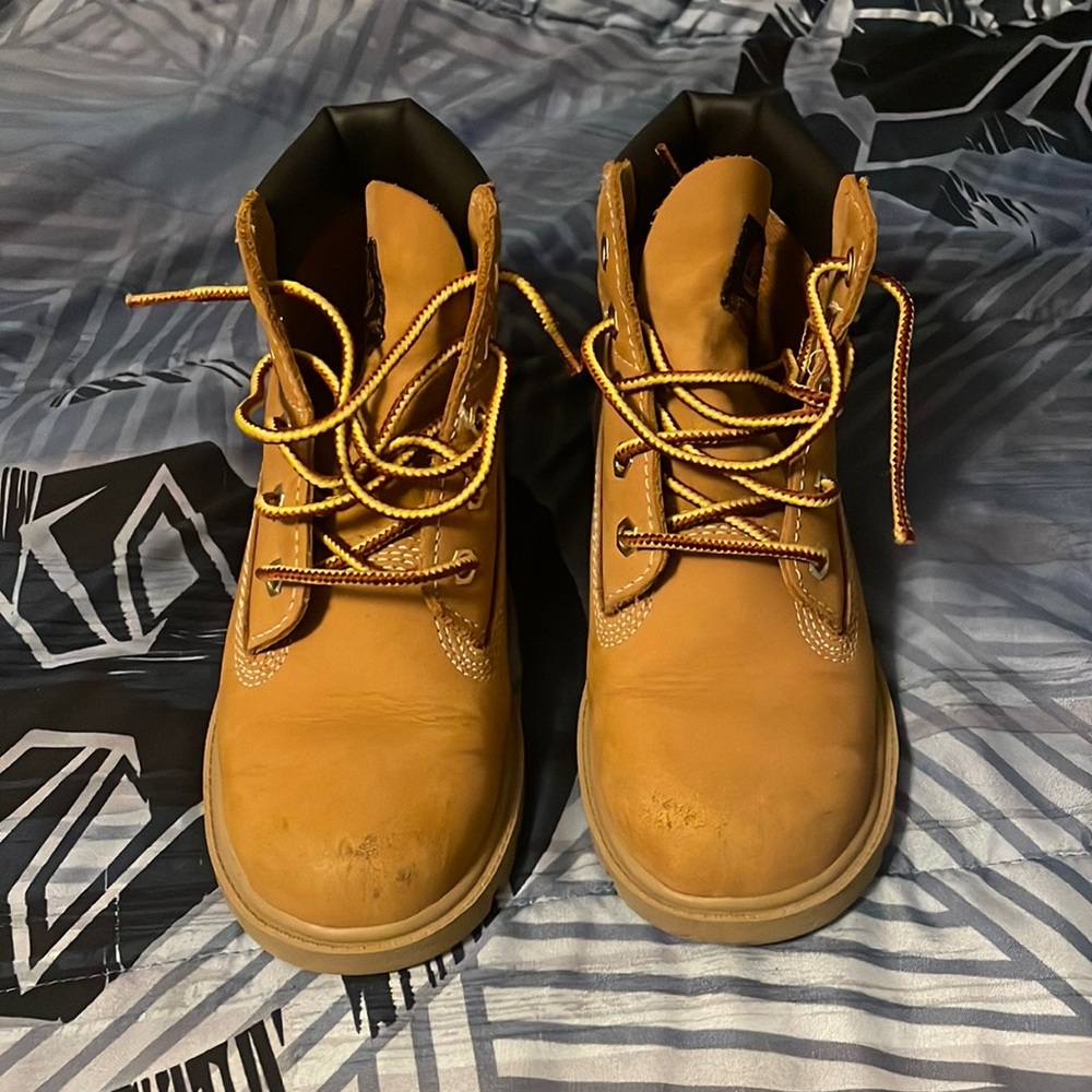 Kids Timberland Boots Size 11 kids